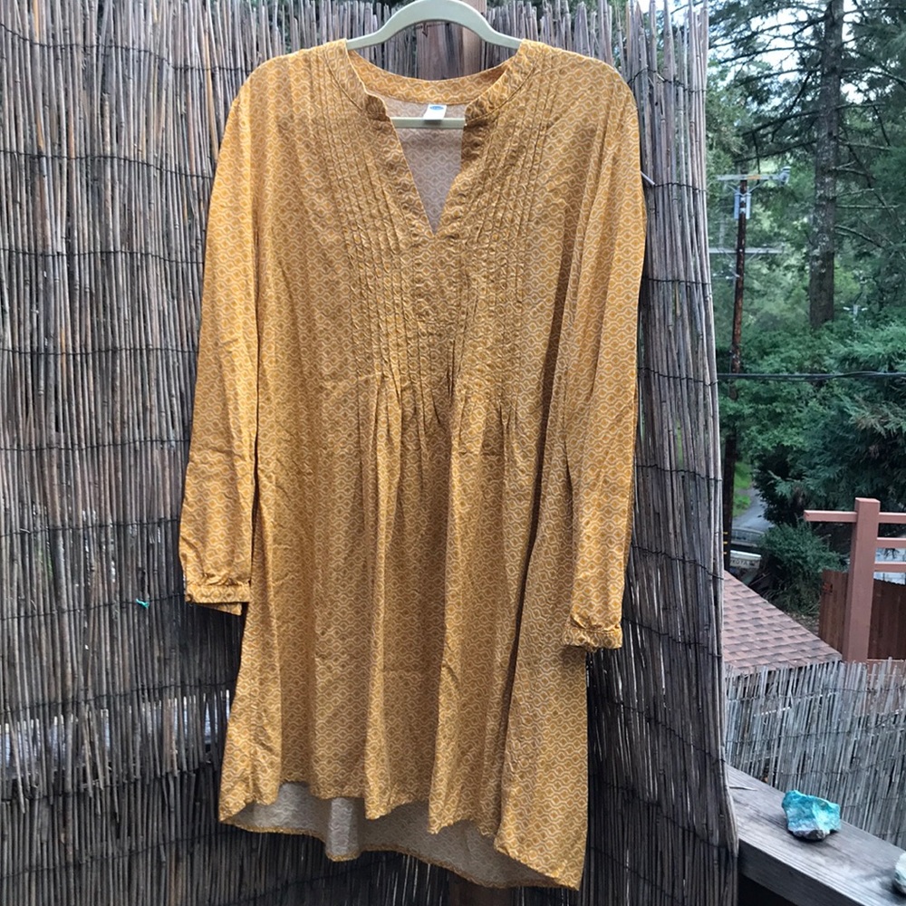 Yellow Old Navy tunic